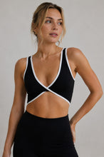 Scrunchie Top | Activewear | Black & White